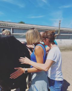 76572122-D779-42AE-8EB7-08E833DF83D7